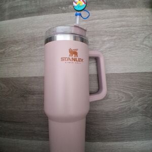 Stanley Pink/ Blush Tumbler with Straw 40 Oz And Handle